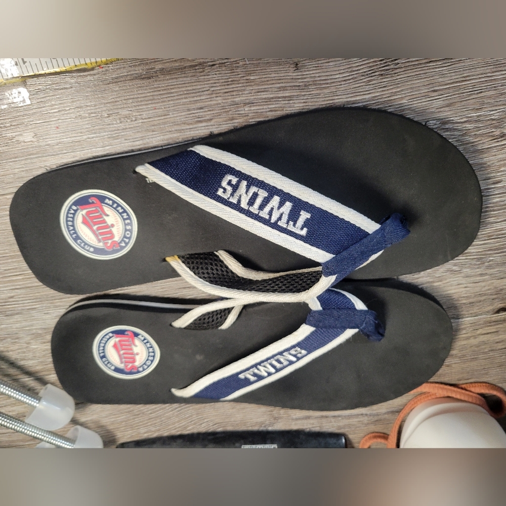 Minnesota Twins Team Beans Mens Flip Flops